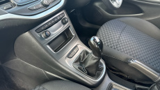 Vauxhall Astra 1.4T 16V 125 Design 5dr Petrol Hatchback